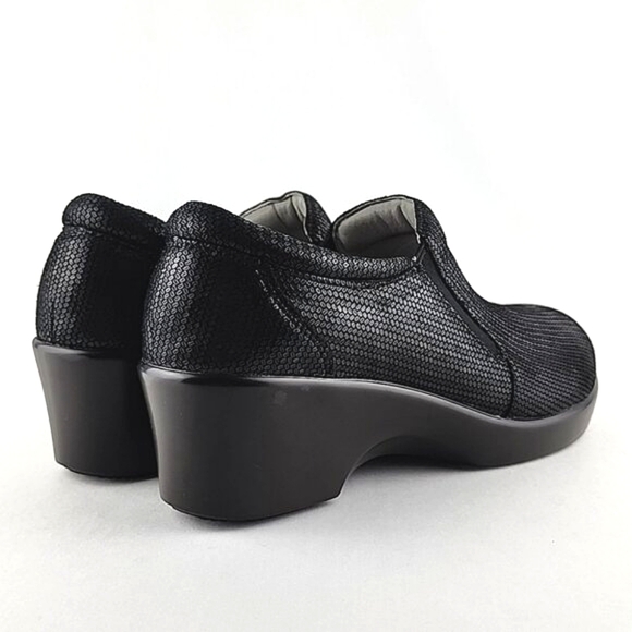 Alegria Women's Eryn Bob & Weave Black Leather Slip On Wedge Shoes Sz 38 - Picture 6 of 16